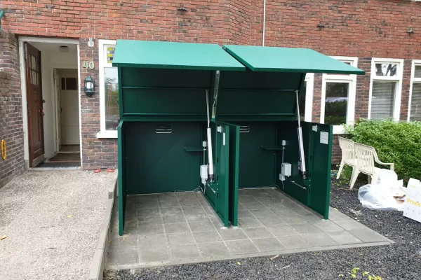 Berging twee naast elkaar open